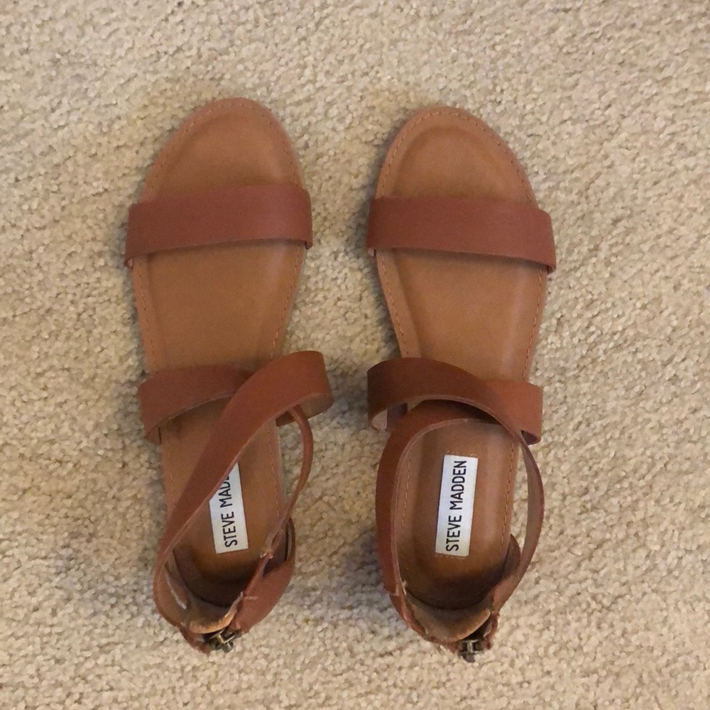 New Steve Madden Sandals